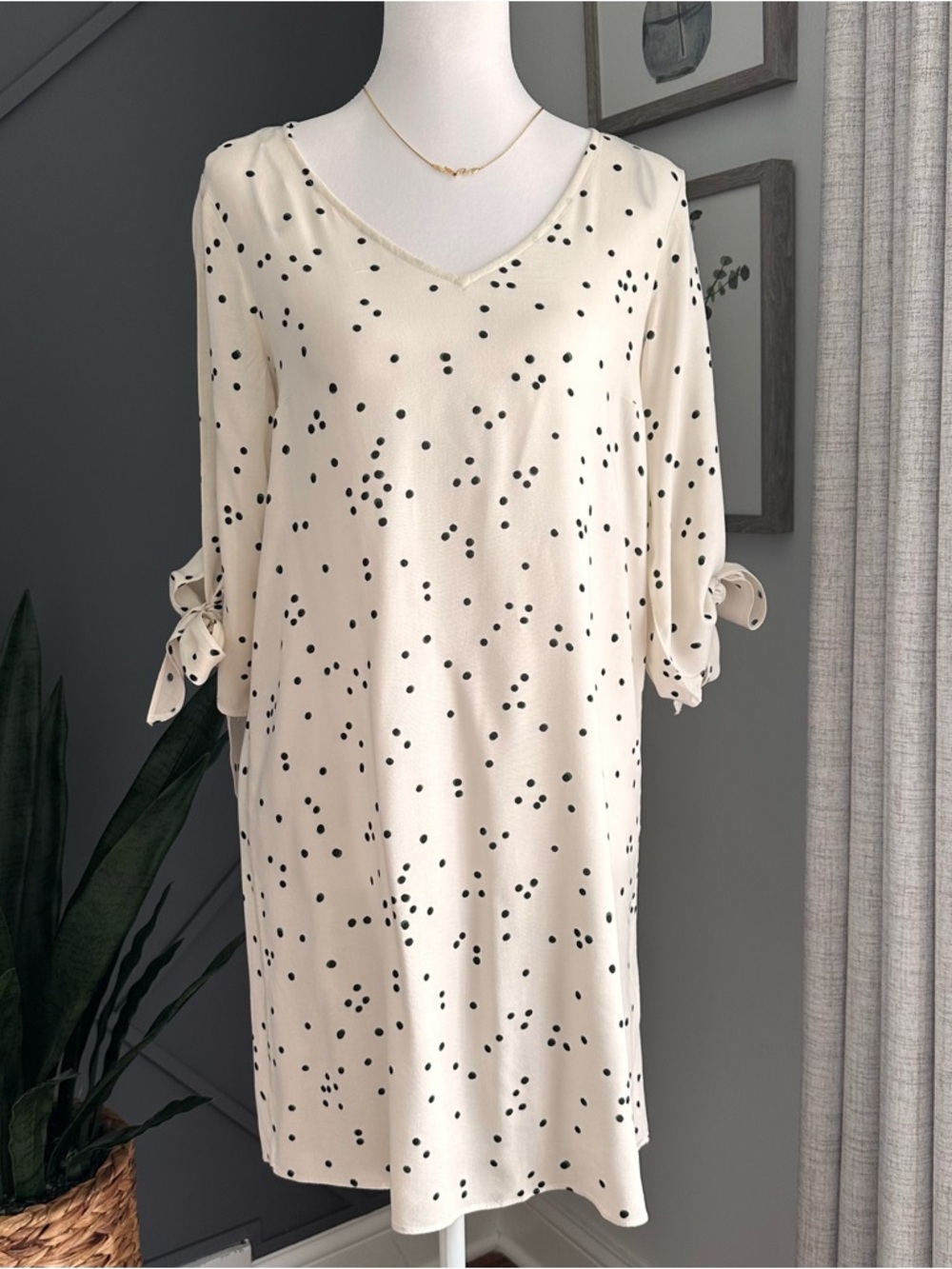 H&M Ivory Polka Dot Tie-Sleeve Shift Dress